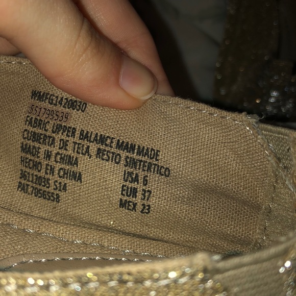 Cute slide on shoes - Picture 2 of 2